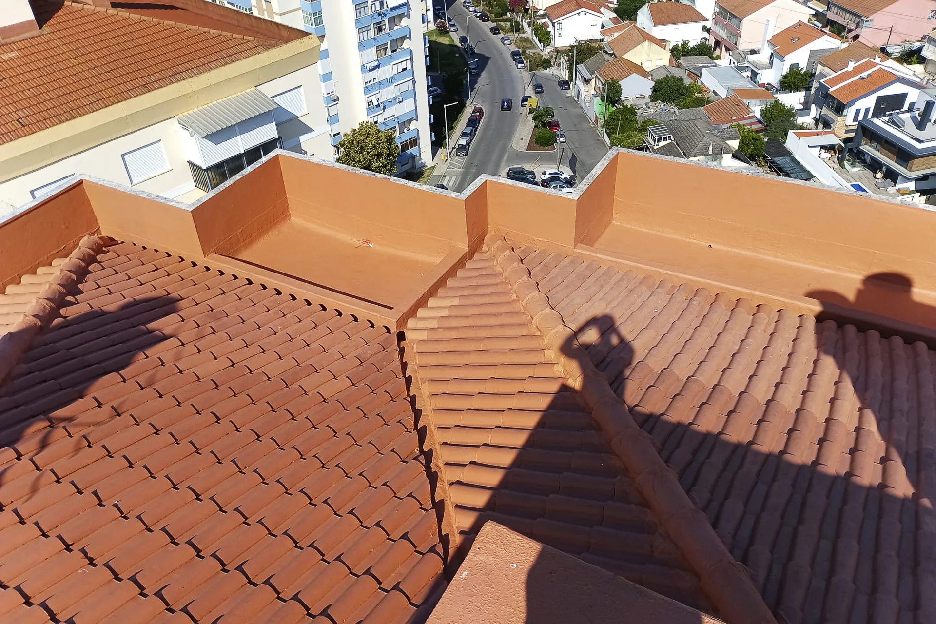 Reabilitação da fachada tardoz e telhado