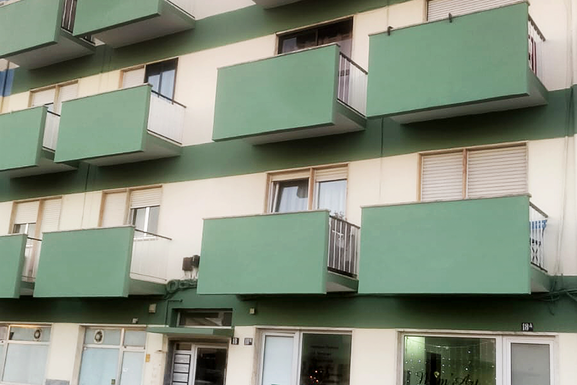 Emotivar Rua António Maria Macedo Queijas