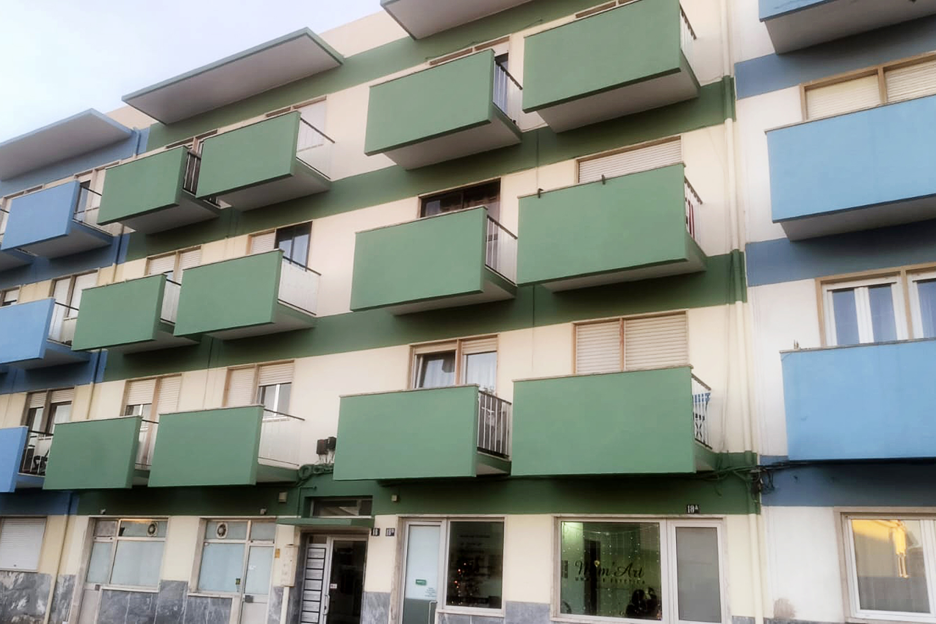 Emotivar Rua António Maria Macedo Queijas