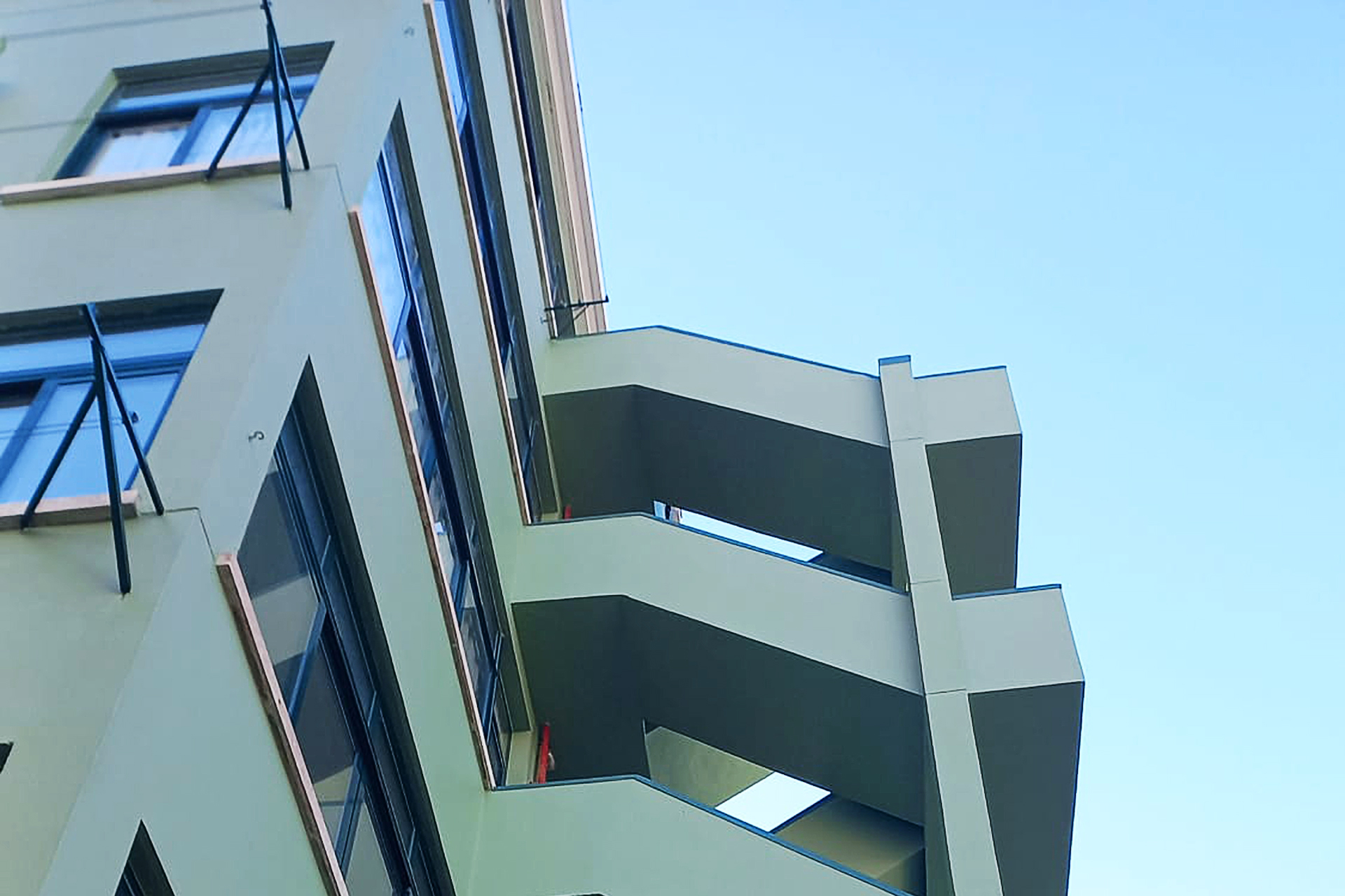 Reabilitação da fachada tardoz - Av.-Barbosa-du-Bocage - Lisboa
